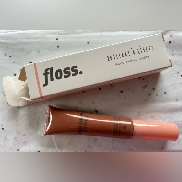 FLOSS - “My new favourite” Lip Gloss - Picture 2 of 4